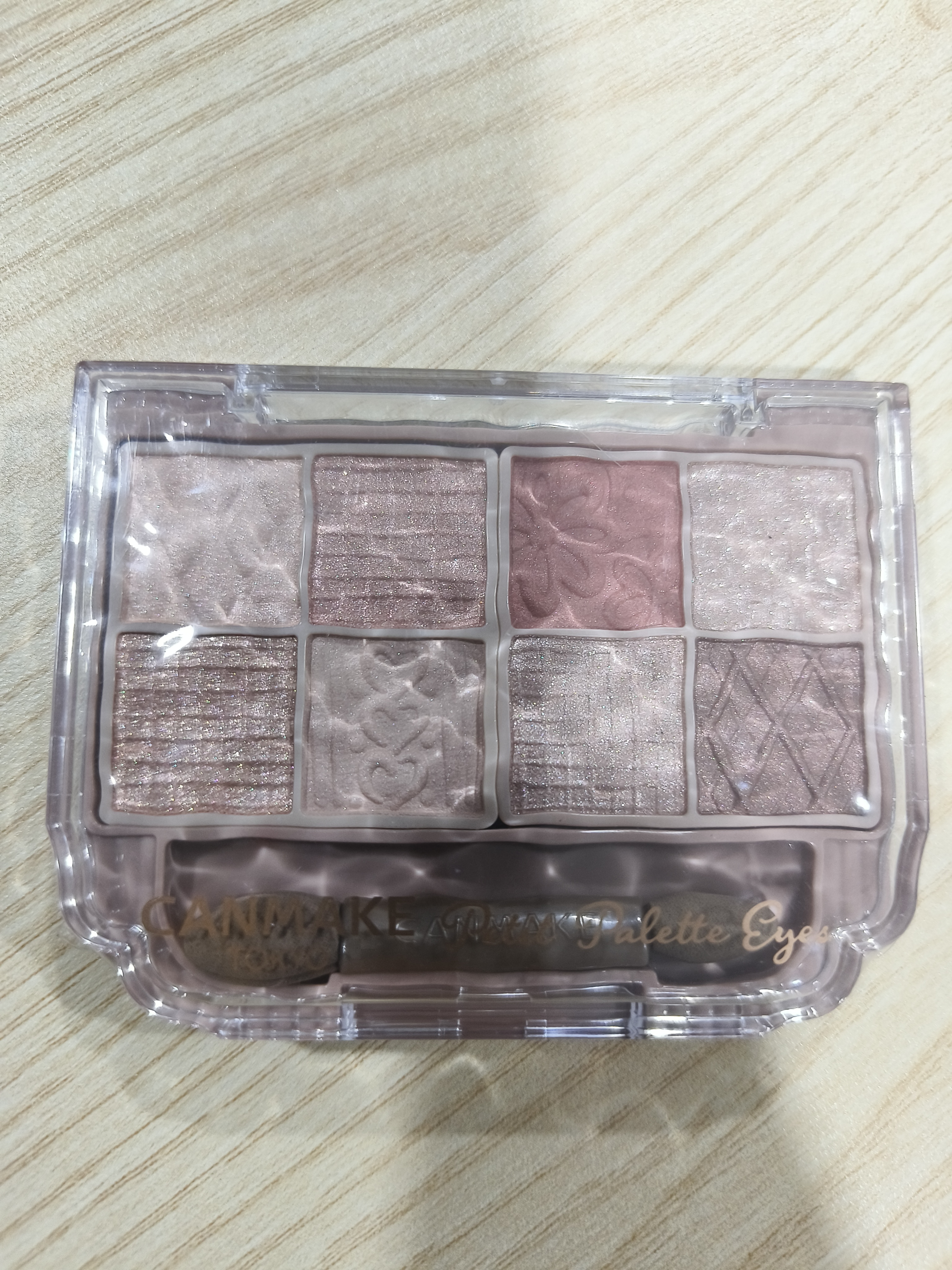 Canmake Petit Palette Eyes eyeshadow palette, likely in shade #01